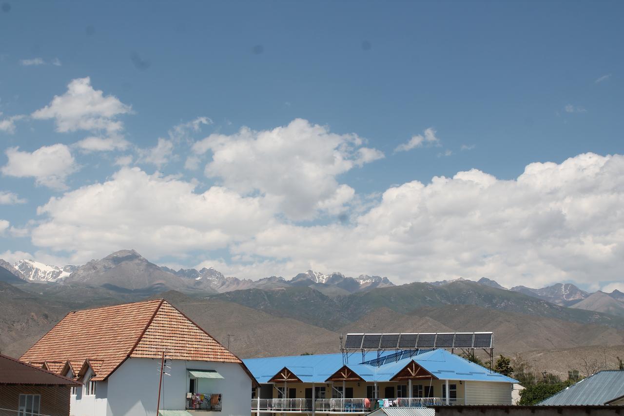 Адилет Hotel Cholpon-Ata Exterior photo